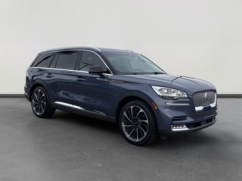 Used 2021 Lincoln Aviator Reserve w/ Equipment Group 202A image 7