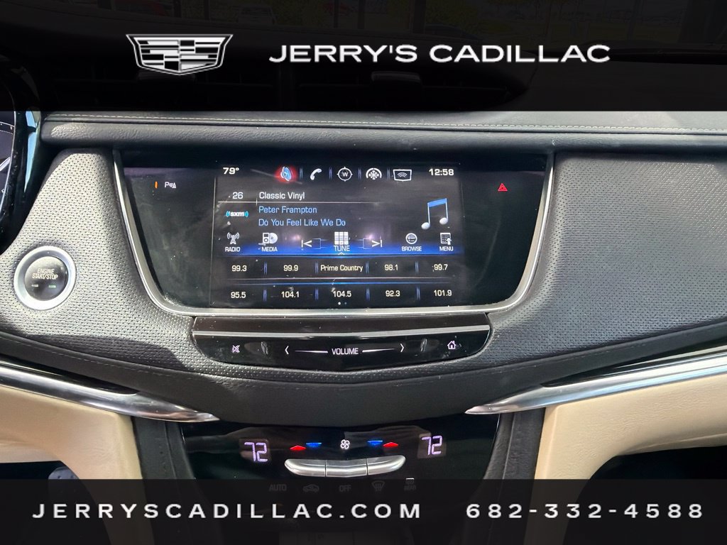Used 2017 Cadillac XT5 FWD image 10