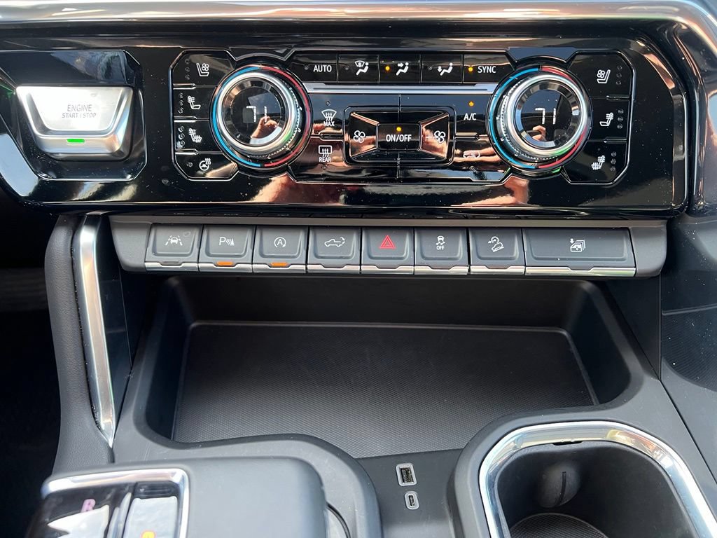 Used 2024 GMC Sierra 1500 Denali AWD/4WD image 30