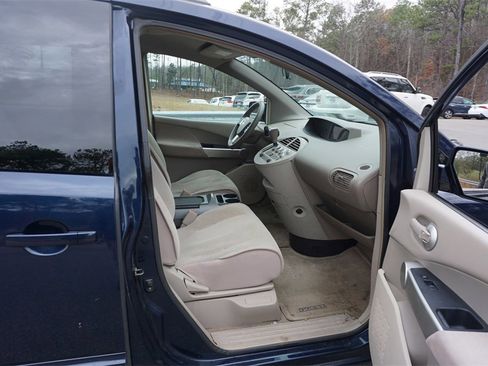 Used 2004 Nissan Quest S w/ (SEA) Seat Pkg image 14