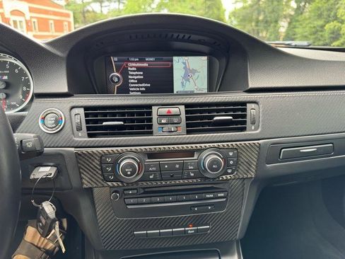 Used 2012 BMW M3 Convertible RWD image 16