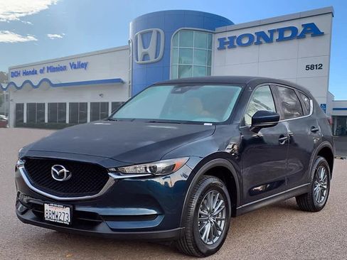 Used 2017 MAZDA CX-5 Touring image 1