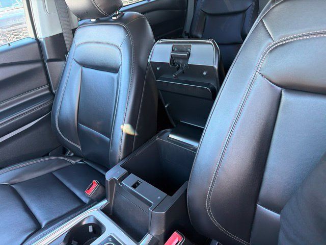 Used 2022 Ford Explorer XLT w/ Equipment Group 202A AWD/4WD image 28