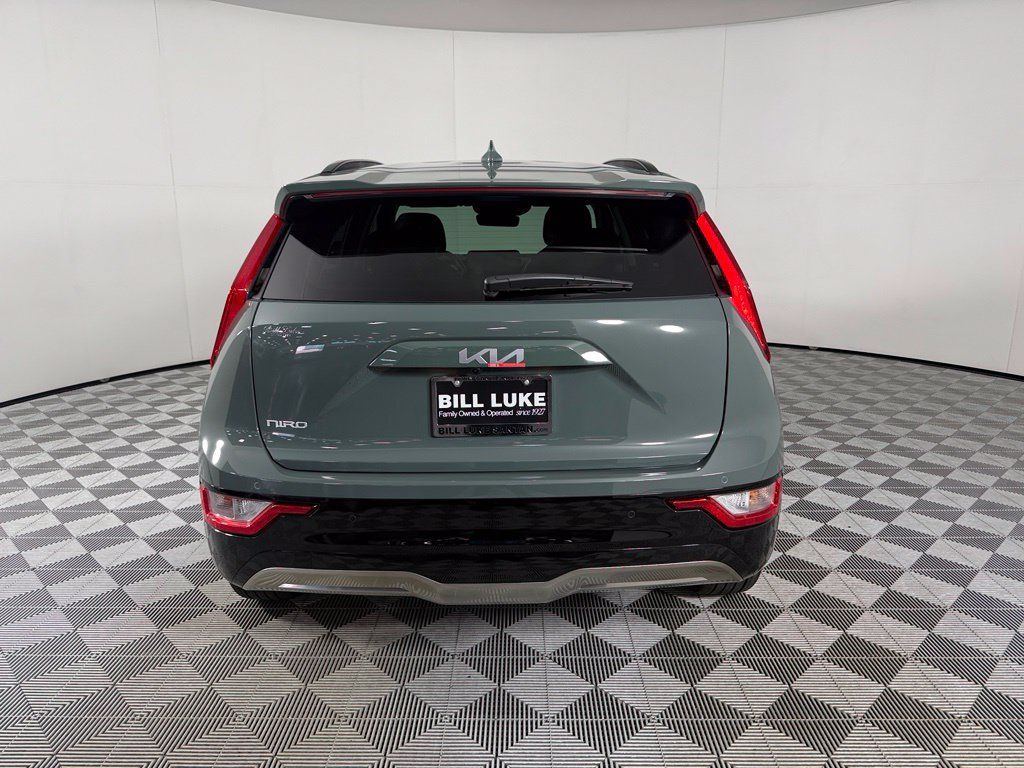 Used 2026 Kia Niro Wind FWD image 9