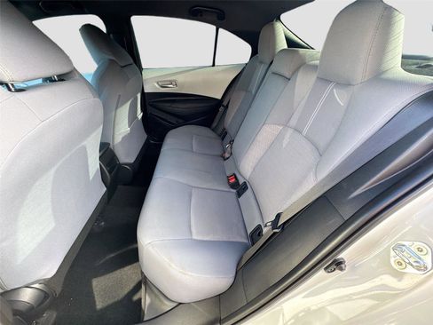Used 2021 Toyota Corolla SE image 23