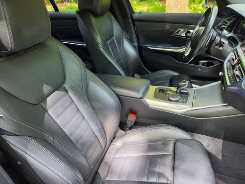 Used 2019 BMW 330i Sedan w/ Premium Package RWD image 10