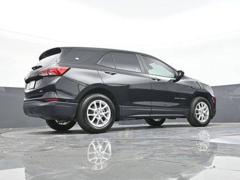Used 2024 Chevrolet Equinox LS AWD/4WD image 41