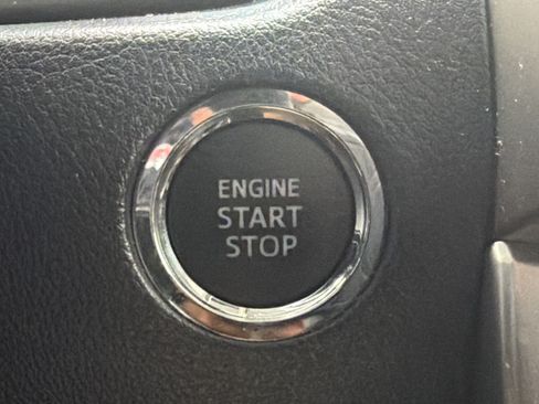Used 2024 Toyota 4Runner Limited AWD/4WD image 16