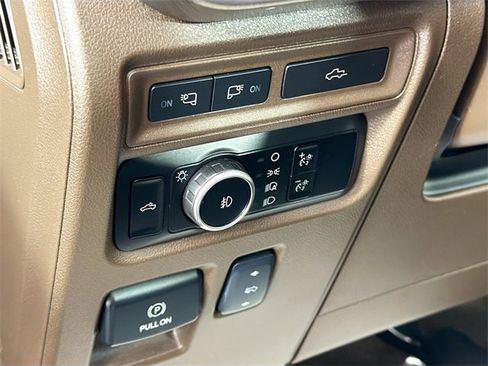 Used 2023 Ford F150 King Ranch image 10