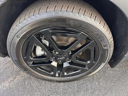 Used 2024 Kia Telluride EX X-Line AWD/4WD image 36