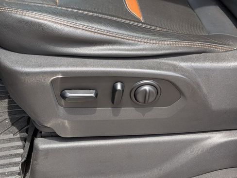 Used 2020 GMC Sierra 1500 AT4 w/ AT4 Premium Package AWD/4WD image 16