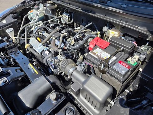Certified 2021 Nissan Kicks S FWD image 21