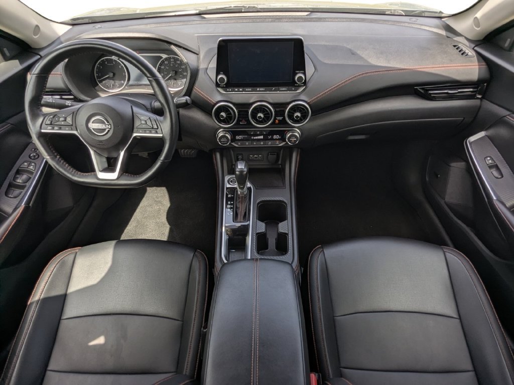 Used 2025 Nissan Sentra SR w/ SR Premium Package FWD image 15