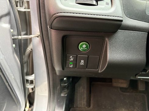 Used 2019 Honda HR-V EX image 32