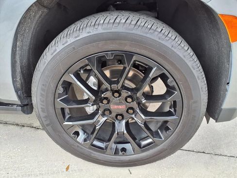Used 2022 GMC Yukon Denali AWD/4WD image 7