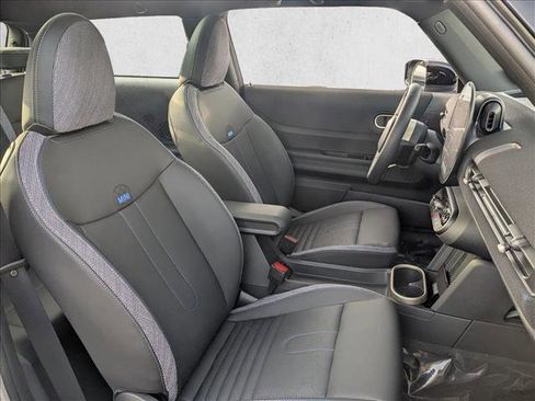 Certified 2025 MINI Cooper S image 19