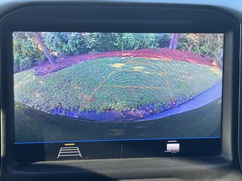 Used 2022 Chevrolet Silverado 1500 LT Trail Boss w/ Safety Package image 11