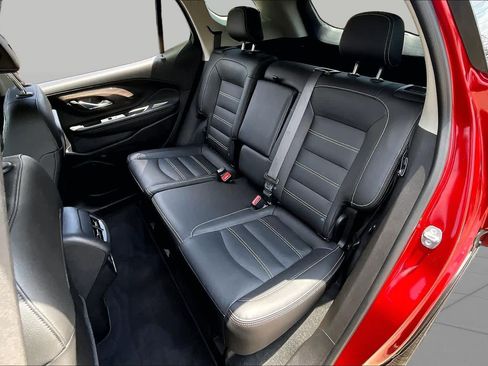 Used 2024 GMC Terrain Denali w/ Denali Premium Package AWD/4WD image 21