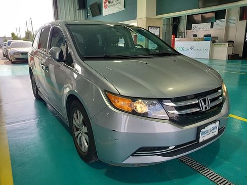Used 2017 Honda Odyssey EX-L image 3