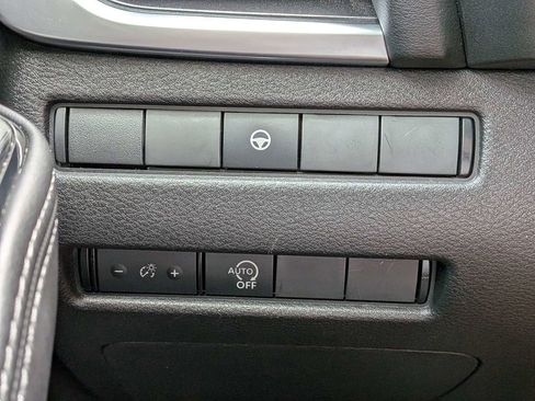 Used 2023 Nissan Rogue SV FWD image 26