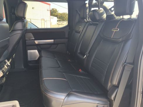 Used 2024 Ford F350 Platinum image 23