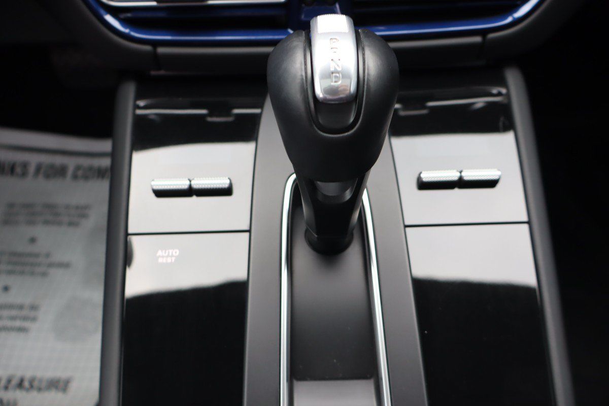 Used 2023 Porsche Macan GTS w/ Premium Package Plus AWD/4WD image 19