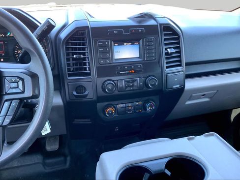 Used 2020 Ford F150 XL w/ Equipment Group 101A Mid RWD image 7