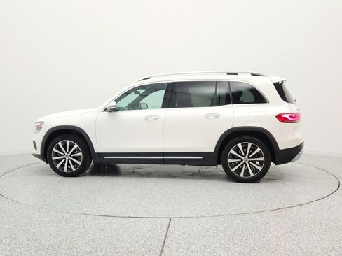 Used 2022 Mercedes-Benz GLB 250 image 8