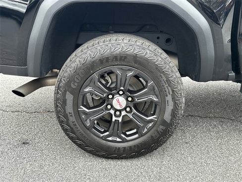 Used 2023 GMC Canyon Elevation w/ Convenience Package image 17