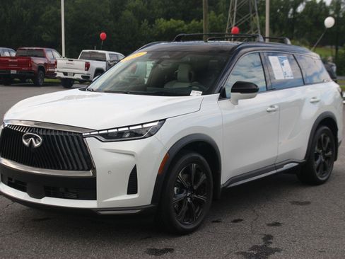 Used 2026 INFINITI QX60 Autograph w/ Dark Cargo Package AWD/4WD image 3