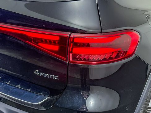 Used 2024 Mercedes-Benz EQB 300 4MATIC image 34