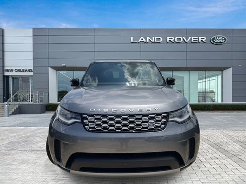 New 2025 Land Rover Discovery S image 4