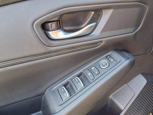 Used 2024 Honda Accord EX image 18