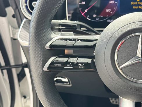 Used 2024 Mercedes-Benz CLE 450 4MATIC Cabriolet image 22