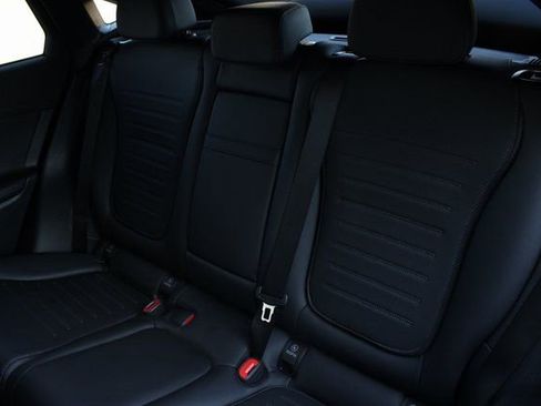New 2025 Mercedes-Benz GLC 300 4MATIC image 28