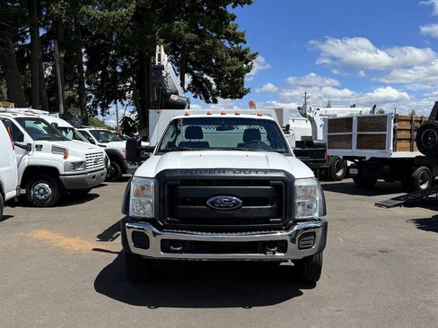 Used 2016 Ford F550 2WD Regular Cab Super Duty image 5