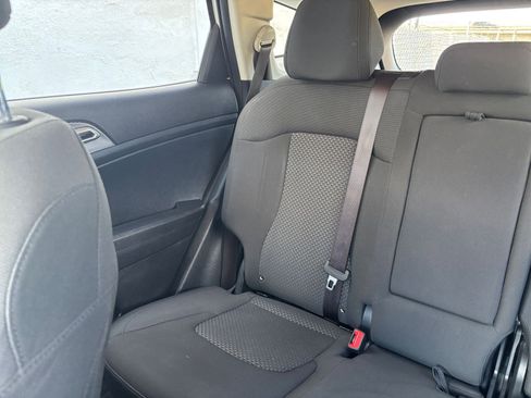 Used 2025 Kia Sportage LX FWD image 38