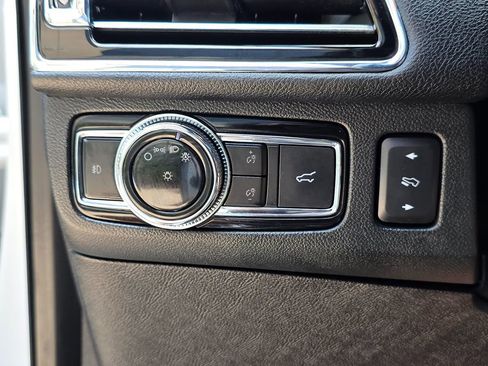 Used 2019 Lincoln Navigator Reserve w/ Cargo Package image 52