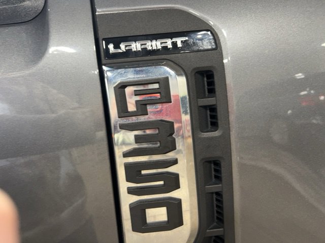 Used 2025 Ford F350 Lariat AWD/4WD image 30