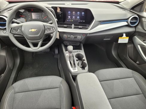 New 2026 Chevrolet Trax LS image 10