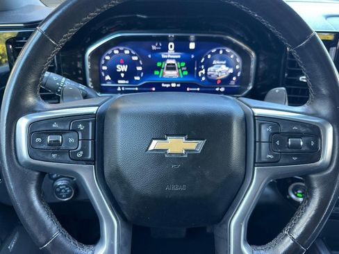 Used 2023 Chevrolet Silverado 1500 LTZ w/ LTZ Premium Package image 17