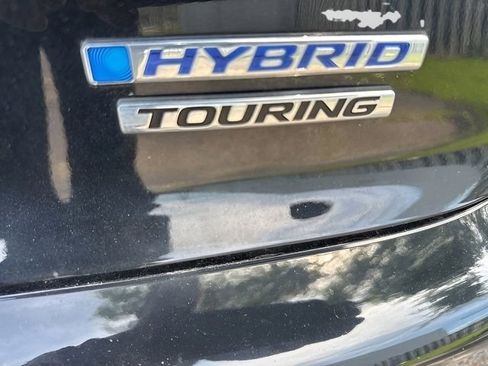 Used 2023 Honda Accord Touring image 11