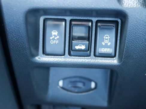 Used 2013 INFINITI G37 Journey w/ Premium Pkg image 30