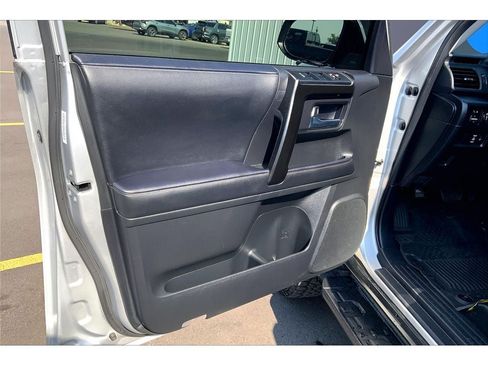 Used 2024 Toyota 4Runner SR5 AWD/4WD image 24