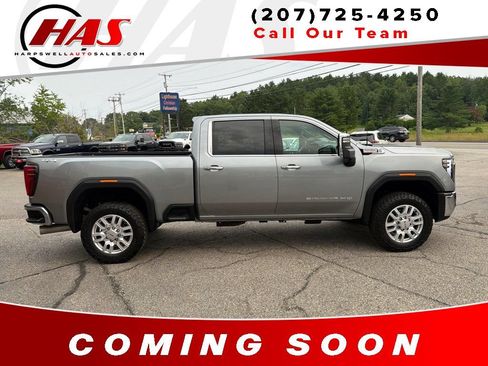 Used 2024 GMC Sierra 3500 SLT AWD/4WD image 5