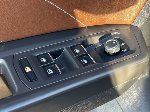 Used 2022 Volkswagen Atlas SE image 18