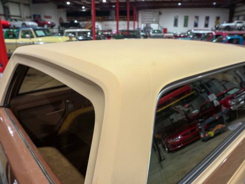 Used 1987 Ford Bronco AWD/4WD image 34