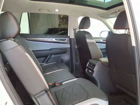 Used 2026 Volkswagen Atlas Peak Edition AWD/4WD image 21