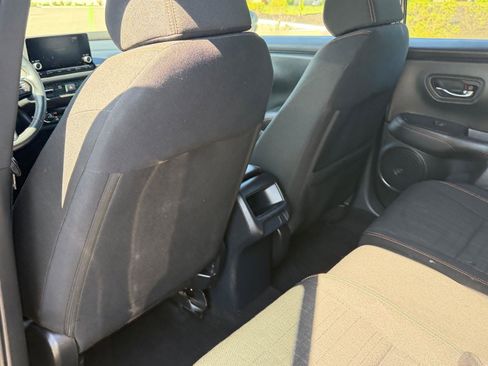 Used 2024 Honda HR-V Sport image 38
