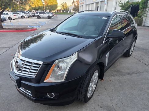 Used 2016 Cadillac SRX Performance w/ Driver Awareness Package FWD image 4